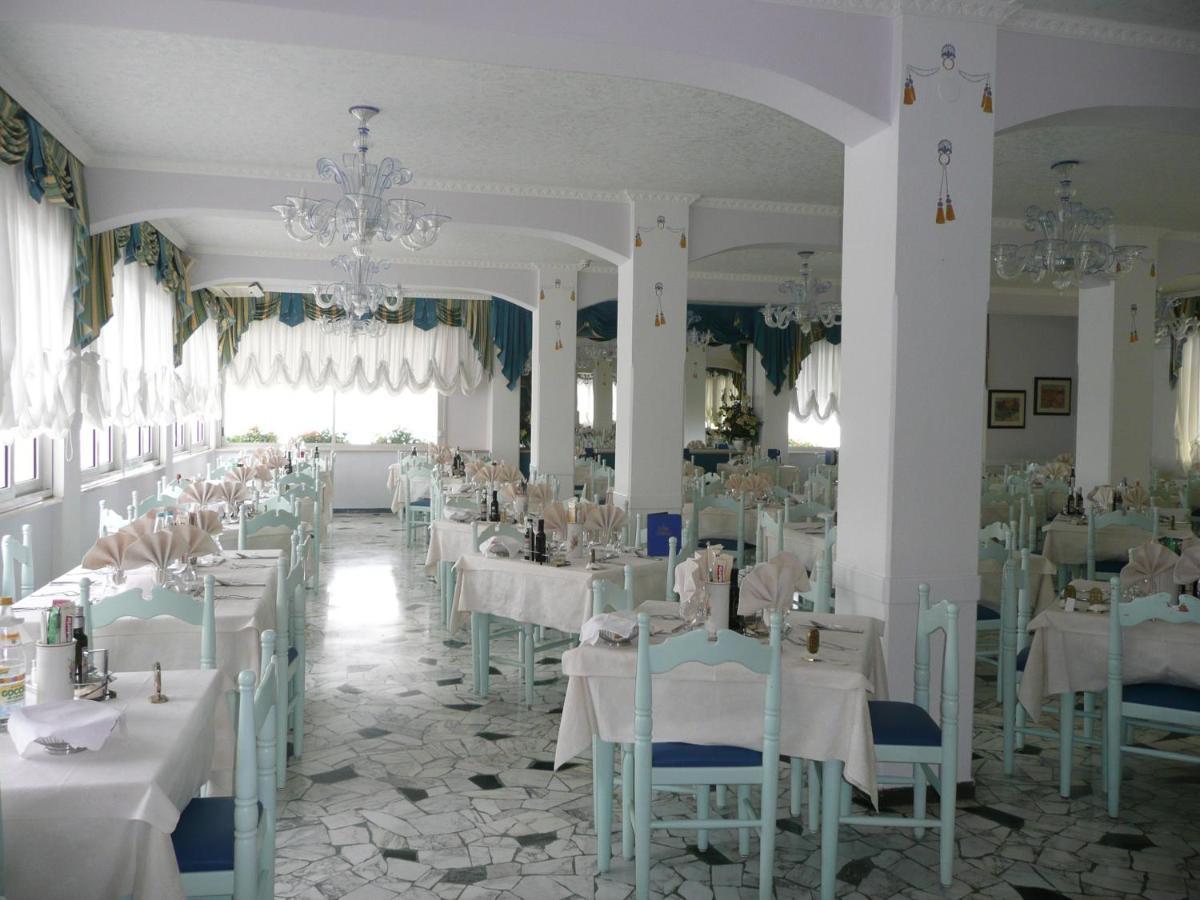 Hotel Imperial Caorle Exterior foto